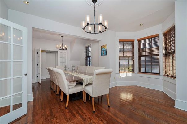 Chandelier, Dining room, Interior, Recessed Lighting, Wood Texture Flooring