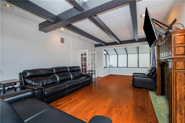 Interior, Living room, Recessed Lighting, Wooden Beams, Wood Texture Flooring