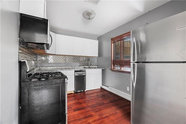 Interior, Kitchen, Stainless Steel Appliances, Wood Texture Flooring