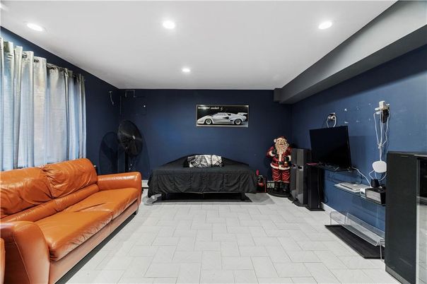 Bedroom, Interior, Living room, Recessed Lighting