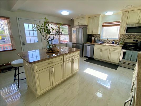 Interior, Kitchen, Stainless Steel Appliances