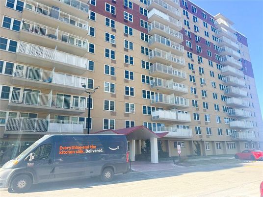 Exterior, Facade, Condo Building