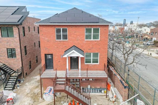 Exterior, Facade, Brick Facade, Solar Panels, Georgian