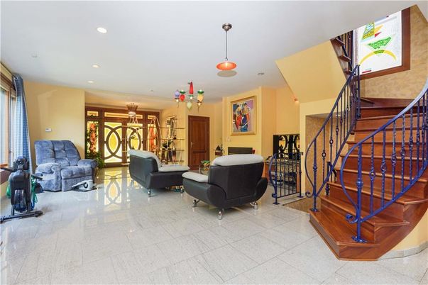 Interior, Living room, Pendant Lights, Recessed Lighting