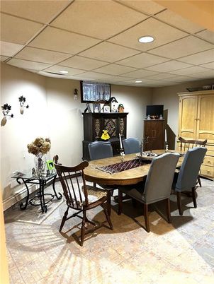 Dining room, Interior, Recessed Lighting