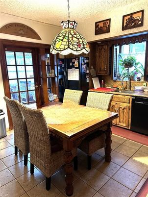 Dining room, Interior, Kitchen, Pendant Lights