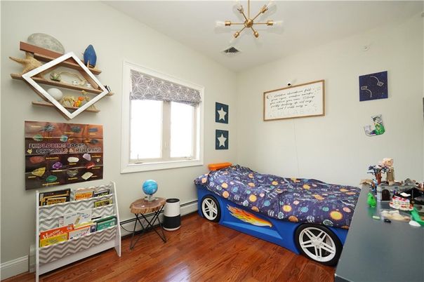 Bedroom, Interior, Pendant Lights, Wood Texture Flooring