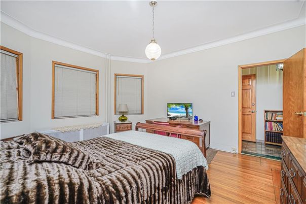 Bedroom, Interior, Pendant Lights, Wood Texture Flooring
