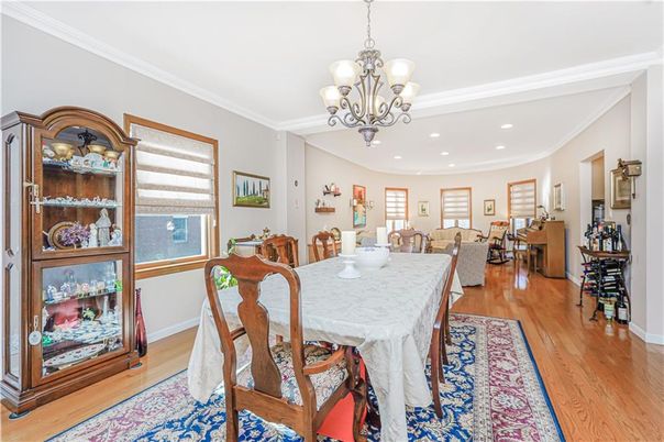 Chandelier, Dining room, Interior, Living room, Recessed Lighting, Wood Texture Flooring