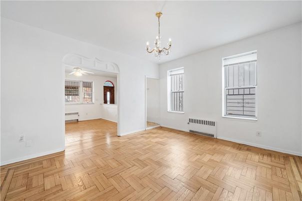 Chandelier, Empty room, Interior, Wood Texture Flooring