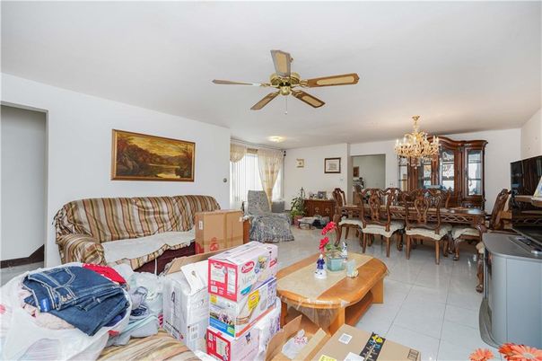Chandelier, Dining room, Interior, Living room
