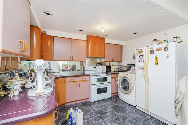 Interior, Kitchen, Washer