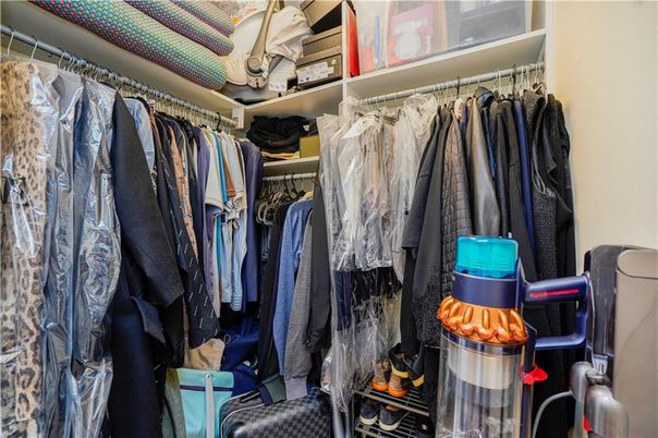 Interior, Walk-in Closets
