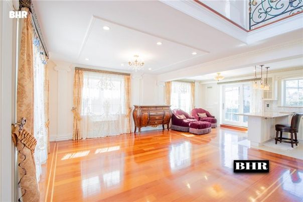 Chandelier, Interior, Living room, Pendant Lights, Recessed Lighting, Wood Texture Flooring