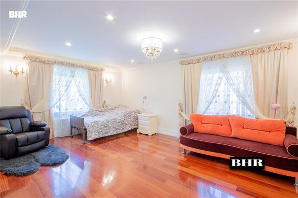 Bedroom, Chandelier, Interior, Recessed Lighting, Wood Texture Flooring
