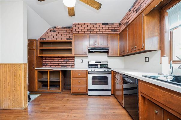 Interior, Kitchen, Stainless Steel Appliances, Wood Texture Flooring