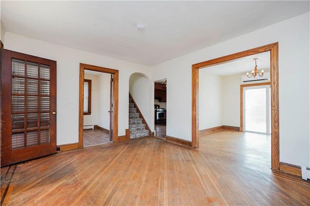 Chandelier, Empty room, Interior, Wood Texture Flooring