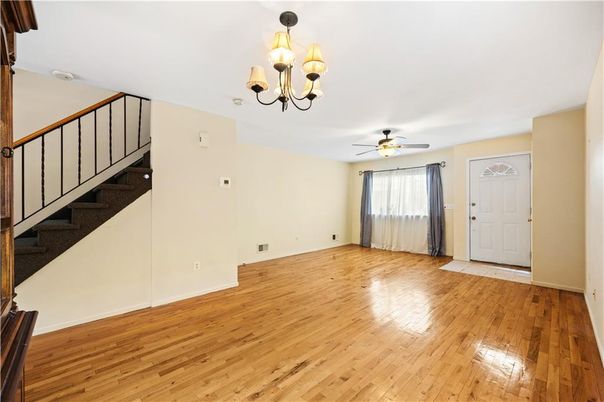 Chandelier, Empty room, Interior, Wood Texture Flooring