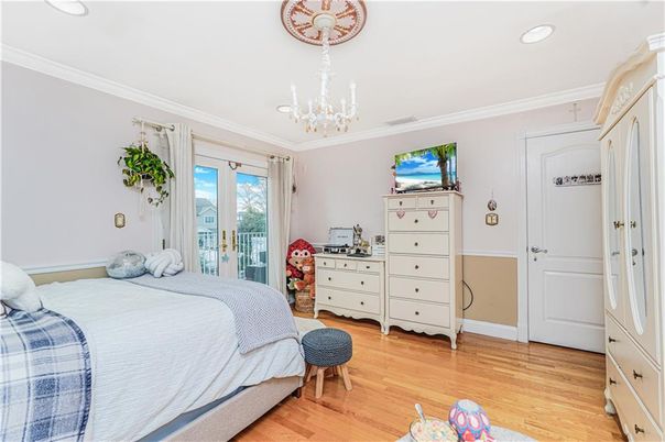 Bedroom, Chandelier, Interior, Recessed Lighting, Wood Texture Flooring