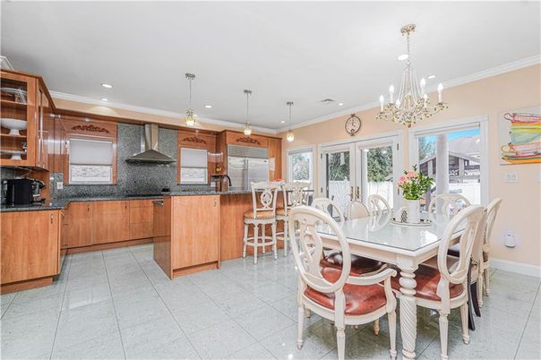 Chandelier, Dining room, Interior, Kitchen, Pendant Lights, Recessed Lighting
