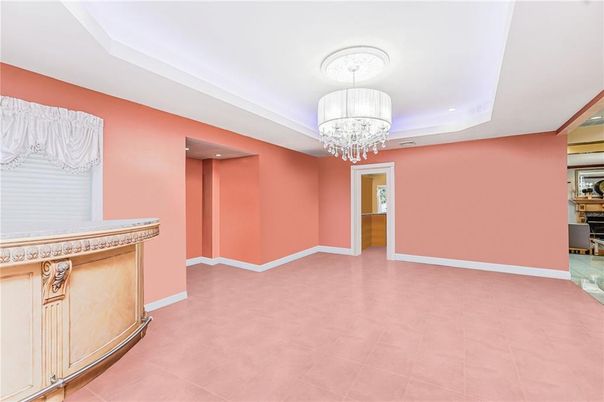 Chandelier, Empty room, Interior, Recessed Lighting