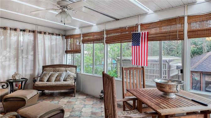 Dining room, Interior, Sun Room