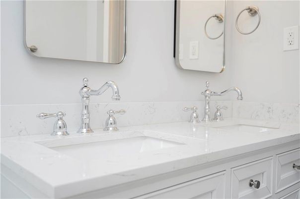 Bathroom, Dual Sink Vanities, Interior