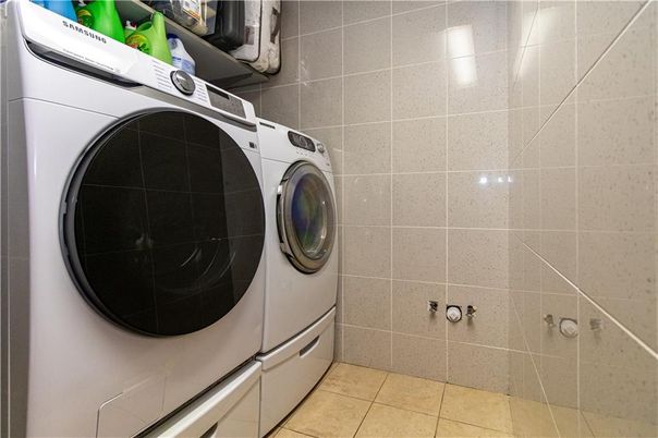 Interior, Utility Closets, Washer