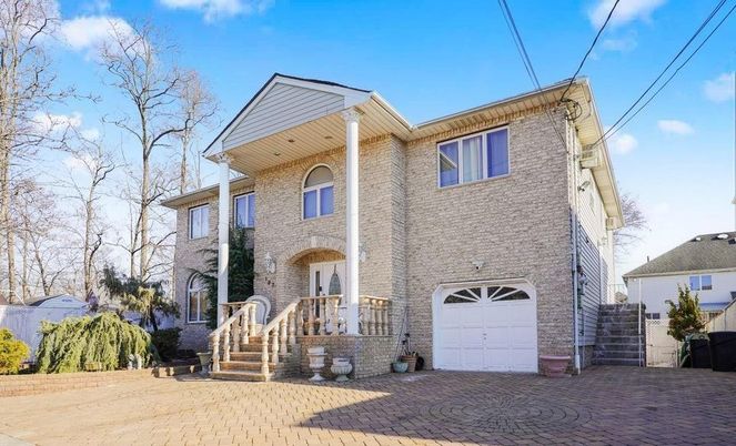 Attached, Exterior, Facade, Brick Facade, Rowhouse