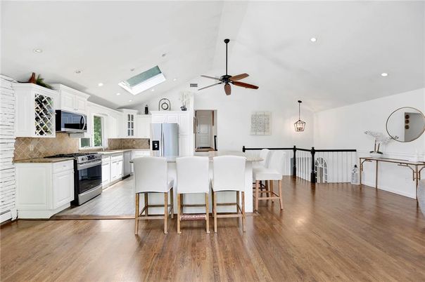 Interior, Kitchen, Pendant Lights, Recessed Lighting, Wood Texture Flooring