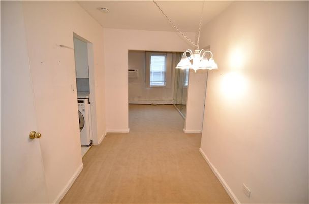 Interior, Pendant Lights, Utility Closets, Washer