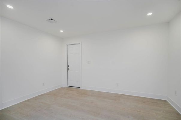Empty room, Interior, Recessed Lighting, Wood Texture Flooring