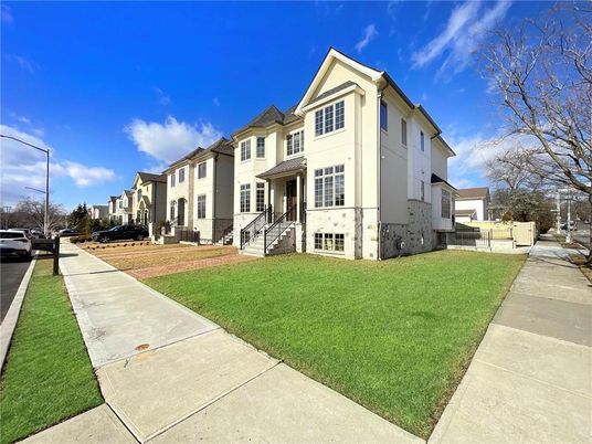 Backyard, Exterior, Facade, Farmhouse