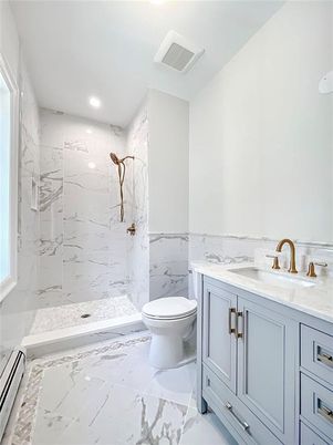 Bathroom, Interior, Marble, Marble Walls, Recessed Lighting