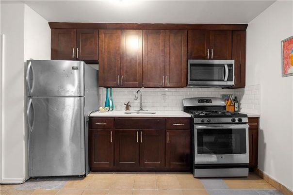 Interior, Kitchen, Stainless Steel Appliances