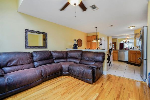 Interior, Kitchen, Living room, Pendant Lights, Wood Texture Flooring