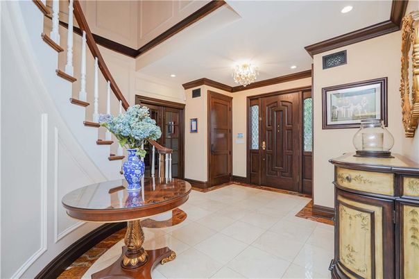 Chandelier, Interior, Recessed Lighting