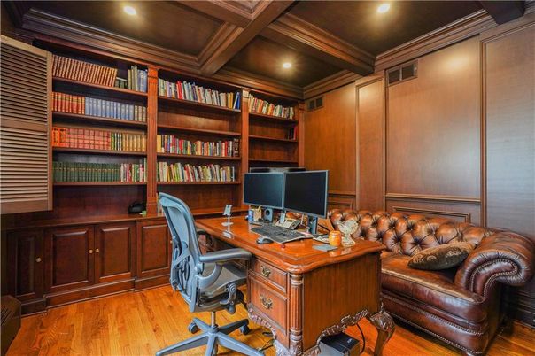 Home Office, Interior, Recessed Lighting, Wooden Beams, Wood Texture Flooring