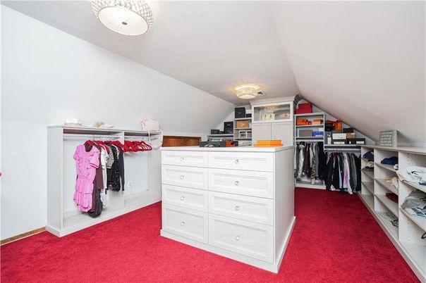 Interior, Walk-in Closets