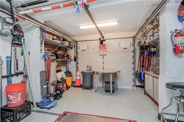 Garage, Interior