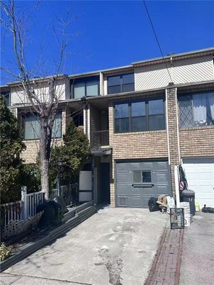 Attached, Exterior, Facade, Brick Facade, Rowhouse