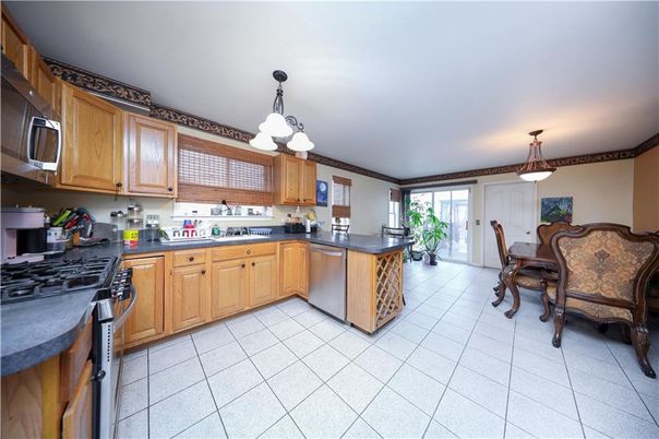Dining room, Interior, Kitchen, Pendant Lights