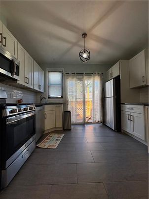 Interior, Kitchen, Pendant Lights, Stainless Steel Appliances