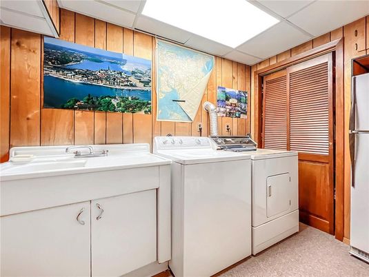 Interior, Washer, Wooden Walls