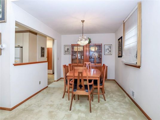 Chandelier, Dining room, Interior