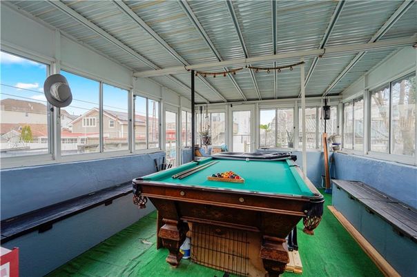 Billiard Table, Game Room, Interior
