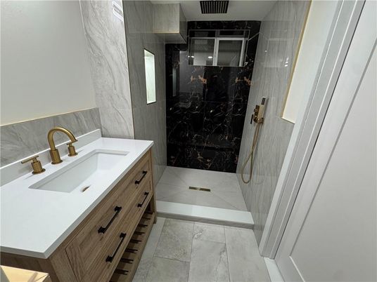 Bathroom, Dual Sink Vanities, Interior, Marble Walls