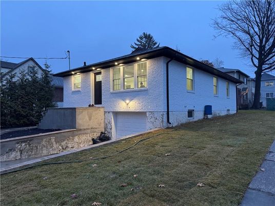 Attached, Exterior, Facade, Brick Facade, Raised Ranch