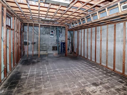 Interior, Wooden Beams