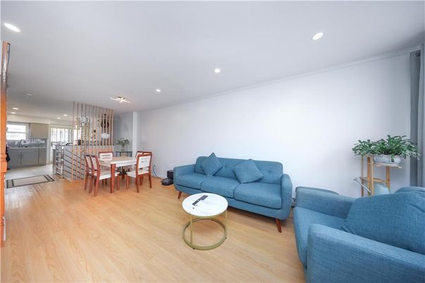 Dining room, Interior, Living room, Pendant Lights, Recessed Lighting, Wood Texture Flooring
